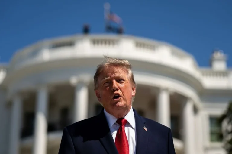 Trump Shifts Strategy Toward Economic Attrition in Ongoing Iran Conflict