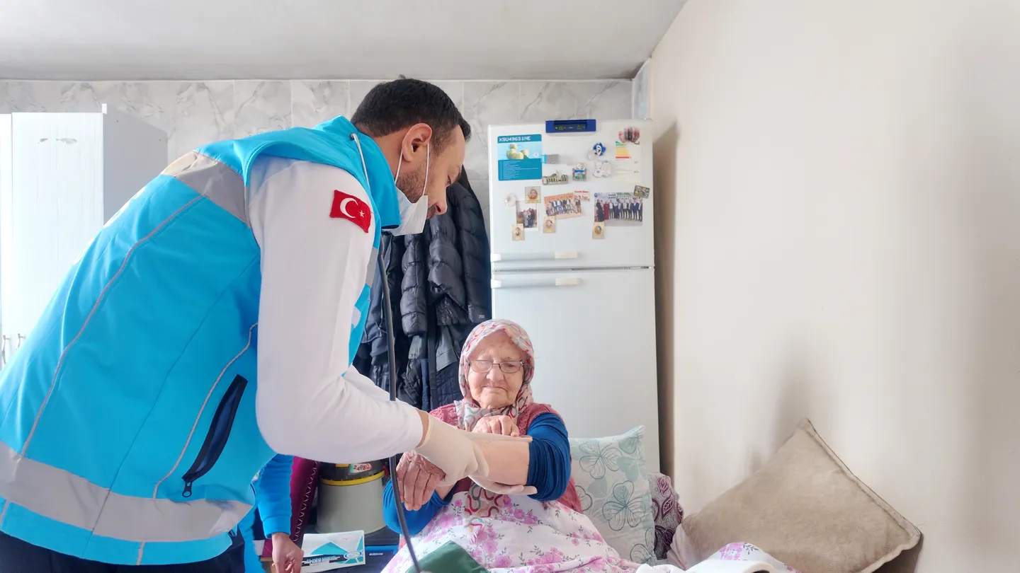 Global Aging Trends: How Nations Are Adapting Housing and Care for Older Generations