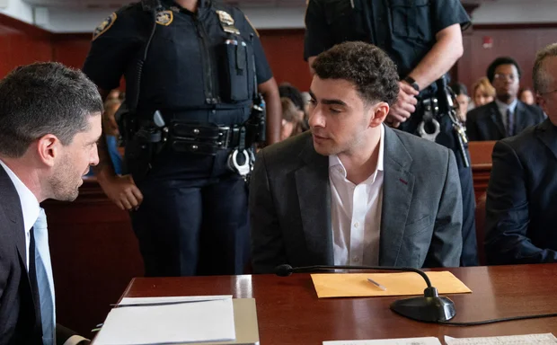 Luigi Mangione’s Federal Guilty Plea Sparks Legal Debate Over Pending State Trial