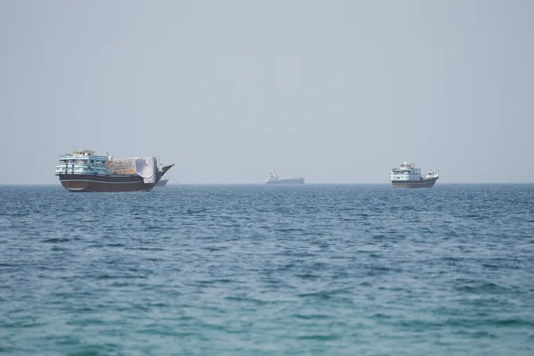 US Strikes Iranian Launchers on Larak Island in First Military Action in Weeks