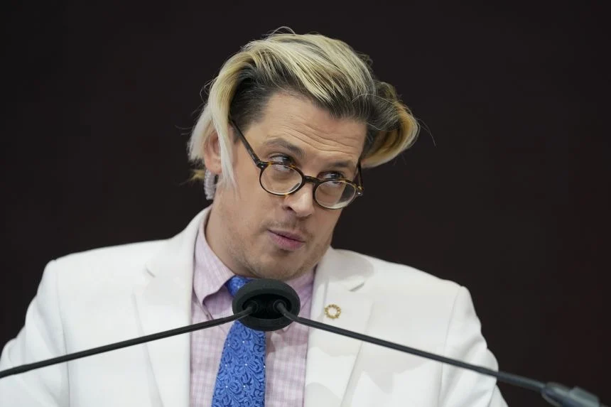 Right-Wing Commentator Milo Yiannopoulos Detained by ICE Following Removal Order