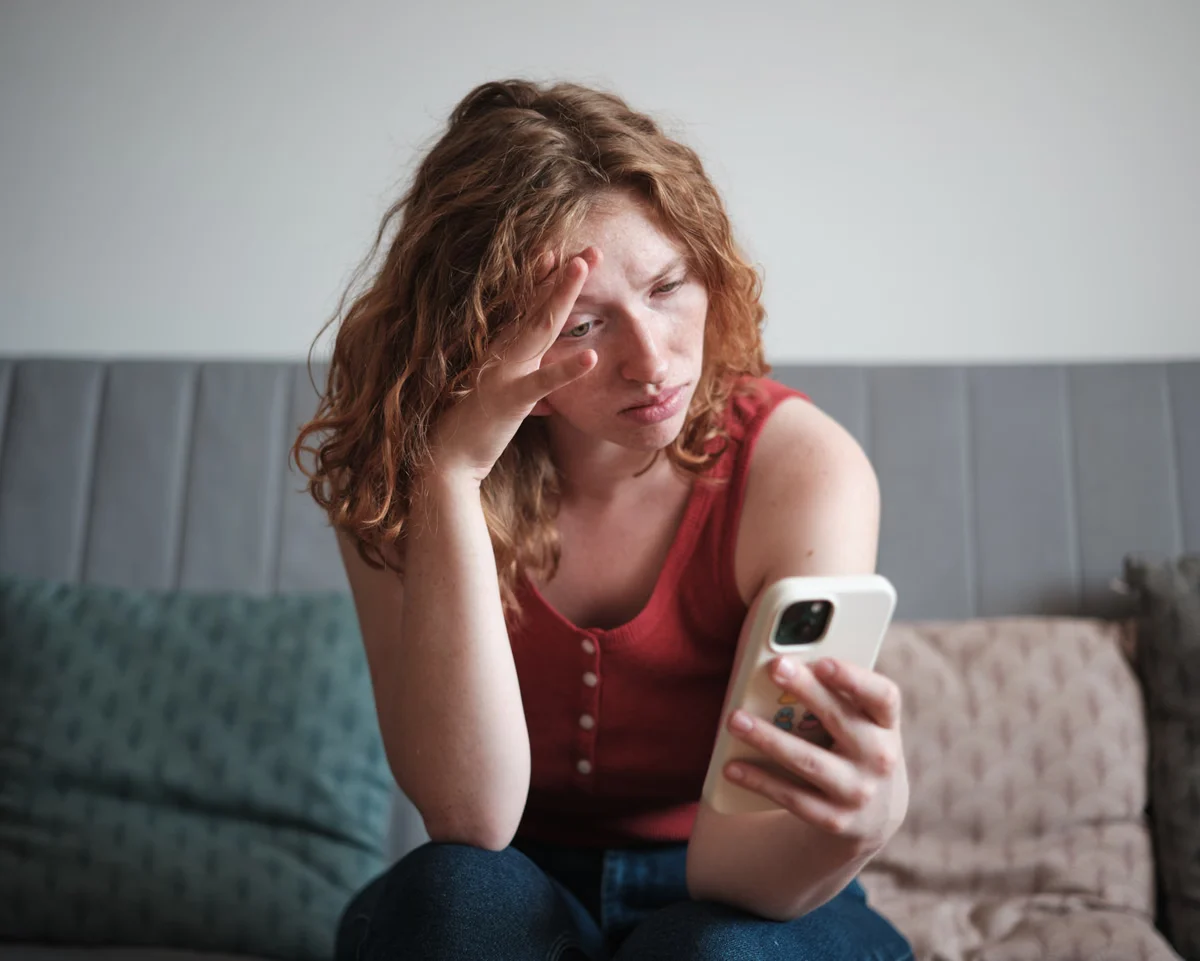 What we know about As online dating goes into ‘salvage mode’