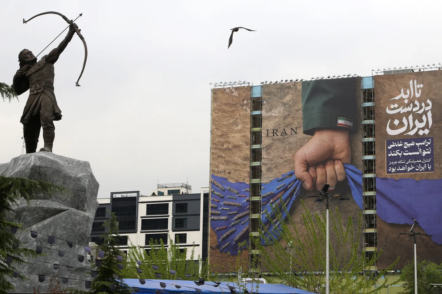 Iran Shifts to Offensive Military Strategy Following Expiration of US Ceasefire