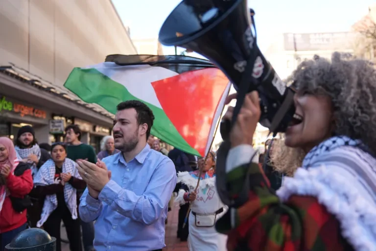 US Federal Judge Blocks Trump Administration Effort to Deport Pro-Palestinian Students
