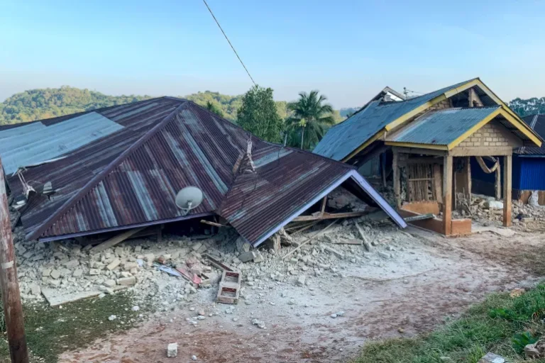 What we know about At least 38 fatal case as magnitude 7.7 quake hits Indonesia