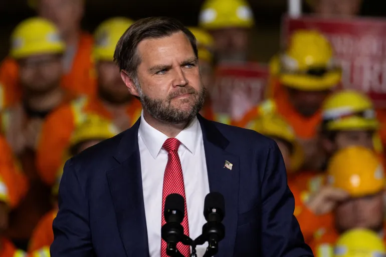 JD Vance Returns to Ohio Hometown for Midterm Rally Amid Economic Policy Debates