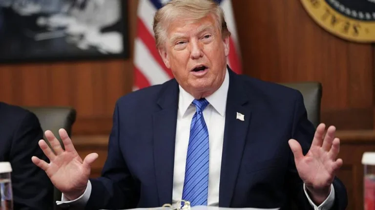 Trump Denies US Munitions Shortage and Threatens Leakers with Prison