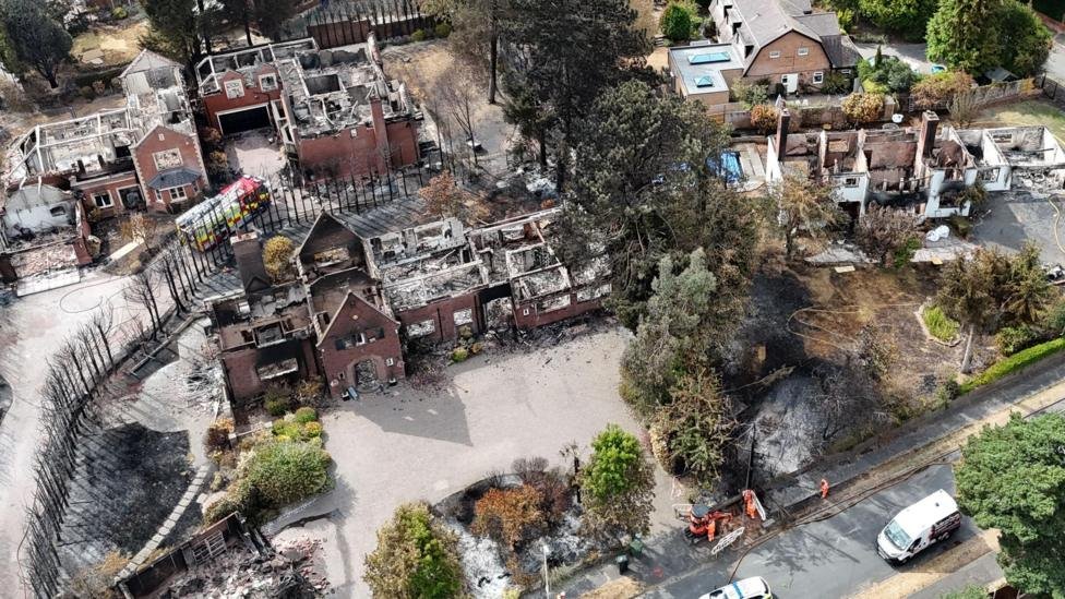 National Alert Issued as Stourbridge Wildfires Destroy 19 Homes