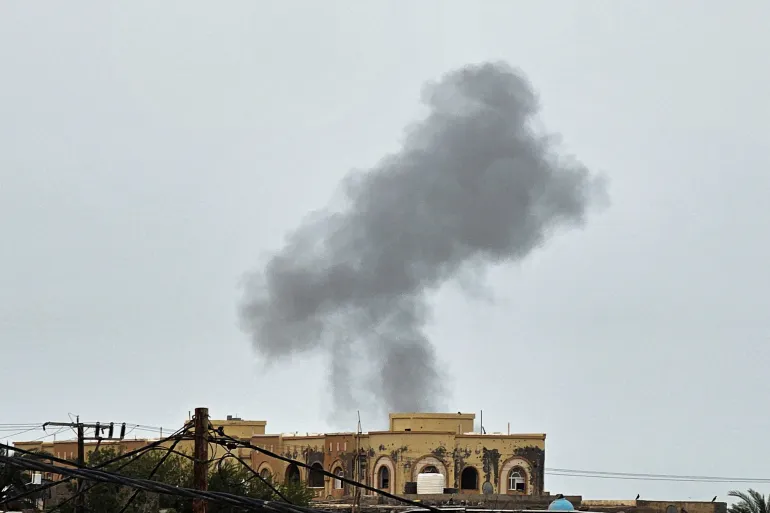 Yemen Government Reports Fatal Houthi Missile Strike on Al-Makha Port