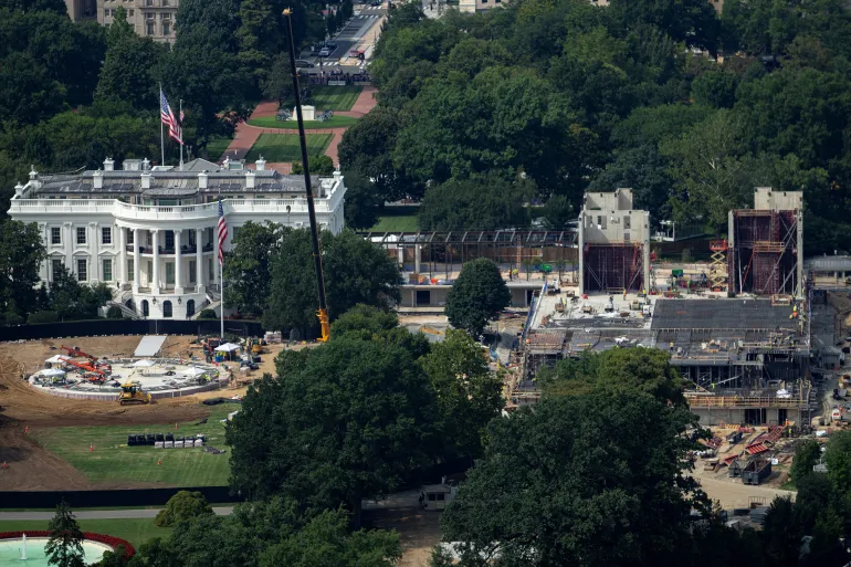 Supreme Court Temporarily Permits Continued Construction of Trump’s $400 Million White House Ballroom