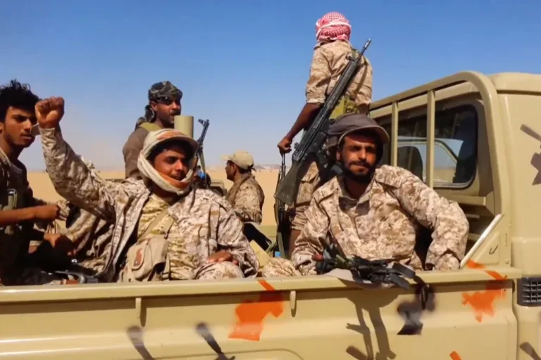 Yemen Conflict Intensifies as Houthi Forces and Government Troops Clash on Multiple Fronts