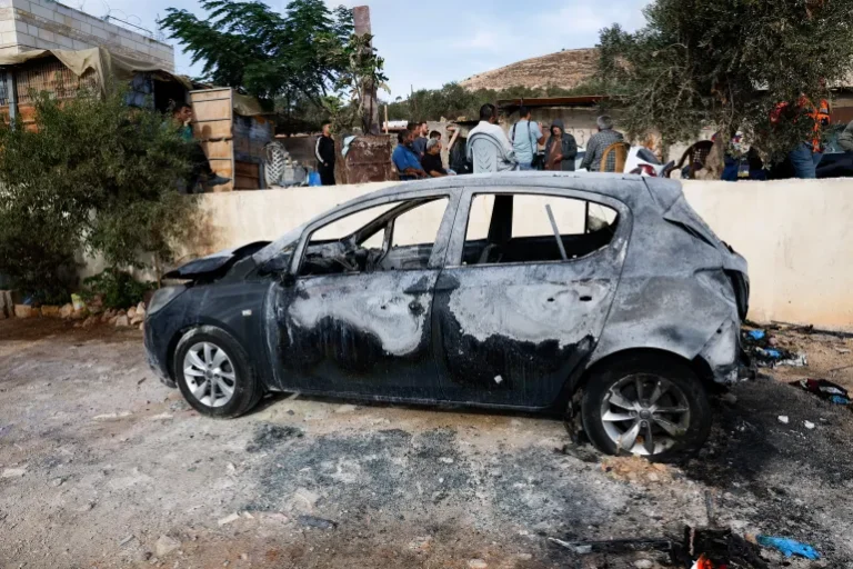 Israeli Settlers Torch Homes After Blocking Palestinian Family Return