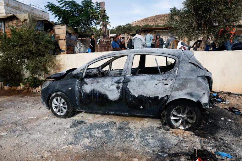 Israeli Settlers Torch Homes After Blocking Palestinian Family Return