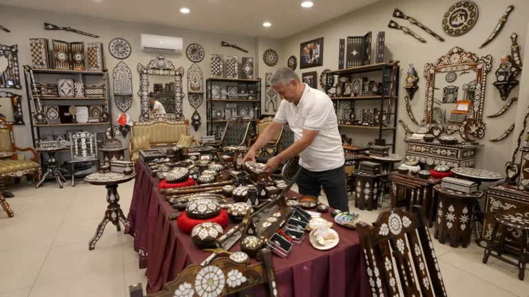 The Art of Patience: How a Turkish Master Keeps Mother-of-Pearl Inlay Alive
