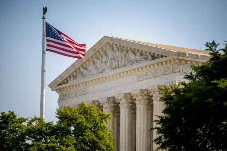 Trump Administration Appeals to Supreme Court to Fast-Track New Mail Ballot Regulations